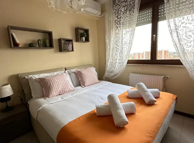 The House Of Sunsets *